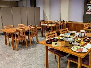 松代荘で会席料理「杏コース」の夕食
