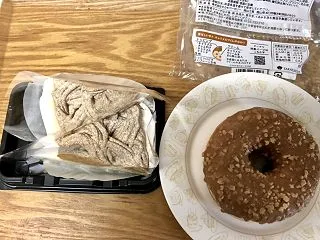 クイーンズ伊勢丹【ドーナツとケーキ】