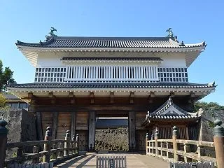 70万石の大大名なのに「天守がない？」な…