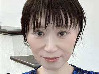 電車の中で…🚃 隣の人の画面を覗き見しち…