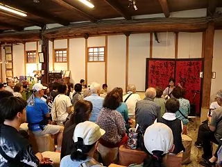 魚住町西岡の茨木酒造で「津軽三味線と秋の…