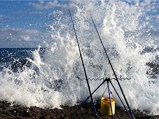 北海道の日本海はなぜ荒れる？晩秋から冬に…