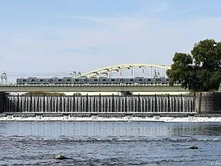 多摩川橋梁の小田急3000形