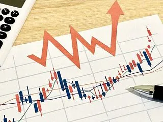 2026年10月30日の上場来高値 29…