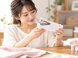 ハンディミシンはどこで買える？ダイソー・…