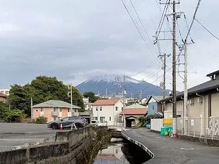 富士山初冠雪