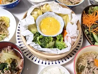 バーニャカウダと豚モヤシスープでおうちご…