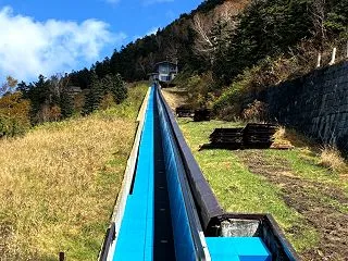 横手山スカイレーター＆リフトで展望台へ｜…