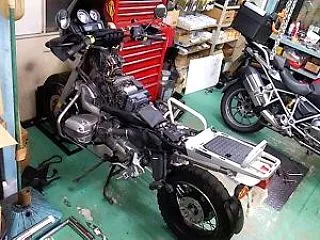 クラッチオーバーホール着手。