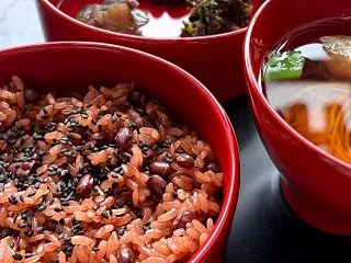 私たちは、光りを食べて、生きている