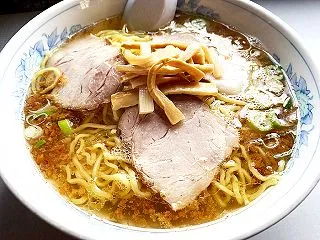 函館市湯川町「ブルートレイン」には国鉄の…