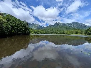長野：鏡池