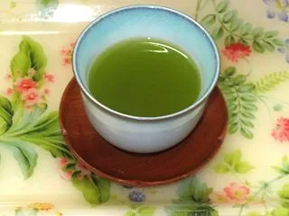未明の月＆今日から緑茶