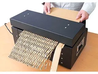 サンコー【緩衝材を作れる小型ダンボールシ…