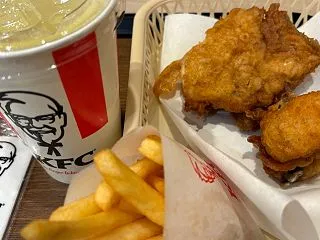 ケンタッキーを珍しくイートインして、徒然…