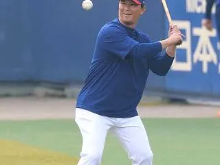 中日・野本圭スカウト、来季外野守備部門の…