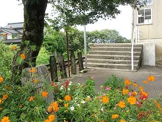 【地鉄各駅駅舎】沢中山