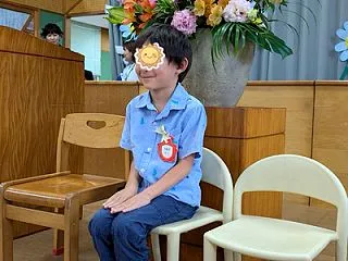 昭和はぶりっこ、令和はポーズっ子
