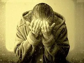 なんなら罰則受けても辞めたいわ(;´д｀…
