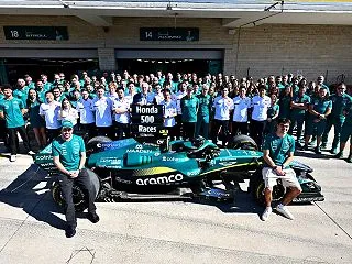 アストンマーティンF1幹部が「ホンダはス…
