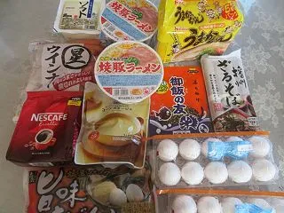 食料の買物へ・灯油も買った＆玉葱100本…
