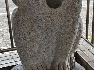 デニーズ、デニーズ、デニーズ、デニーズ！…