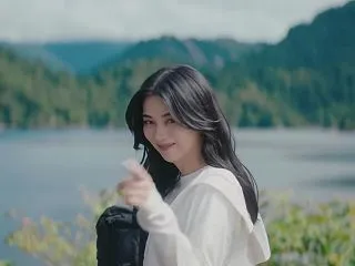 池田エライザ 山時聡真 が出演する J-…
