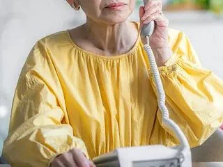 「ばぁばの家に泊まりたい！」〈年金月23…