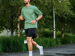 Googleの画面ありFitbit Ed…