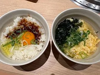 焼肉屋で、わか玉スープとトリュフ入りTK…