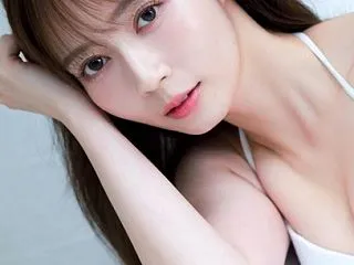 水瀬さらら 最新グラビア水着画像 46枚