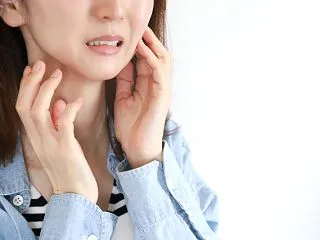 ガムを噛むと顎が痛い！噛みすぎと病気の違…