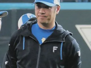【日本ハム】西岡剛・前ロッテコーチの野手…