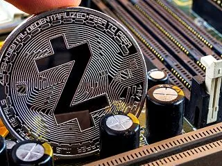 ジーキャッシュの助成金、半分超の約97億…