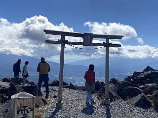 【吉野、金峯山寺から・・諏訪の天空の神社…