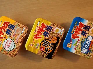 【北海道限定】やきそば弁当 新発売｜塩だ…
