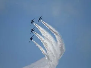 ブルーインパルス