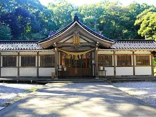 【何事も神頼み】気多神社 立山連峰が望め…