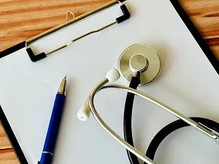 イリノテカンの副作用は口内炎としゃっくり…