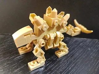 背部にある2列の巨大な骨盤 くみたてブロ…