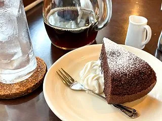 「Cafe CIEL(カフェ シエル)」…