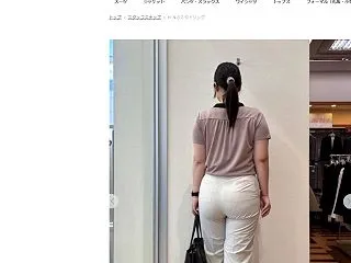  【画像】スーツのAOKIさん、パン線く…